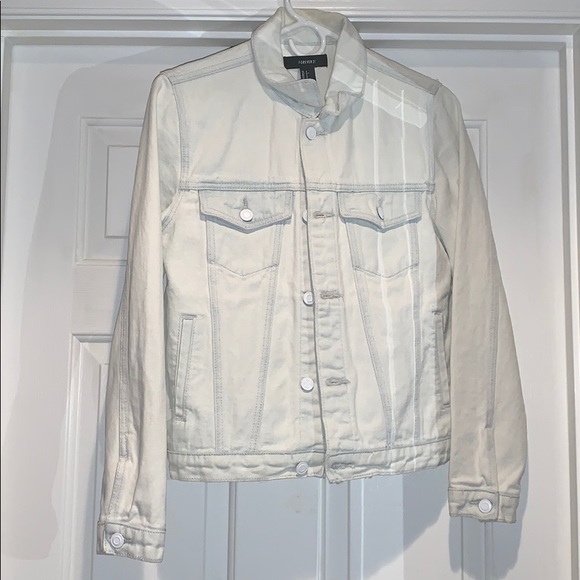 Jean jacket - Picture 1 of 1